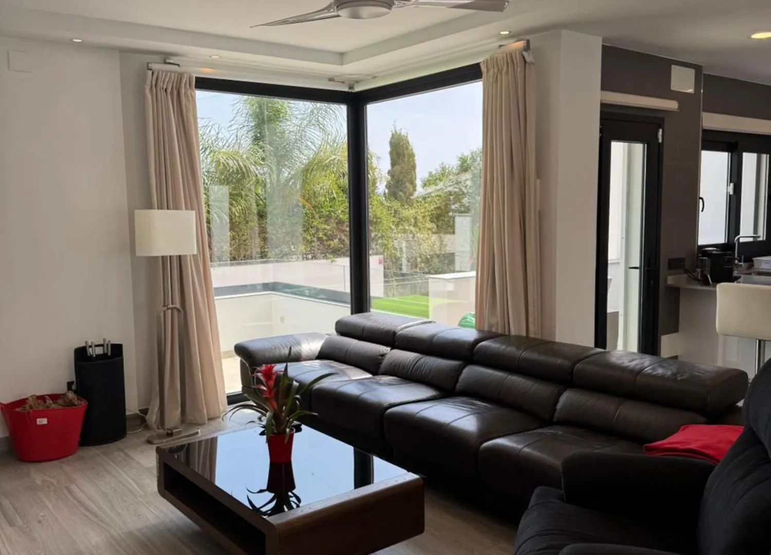 Villa Manuel نيرخا