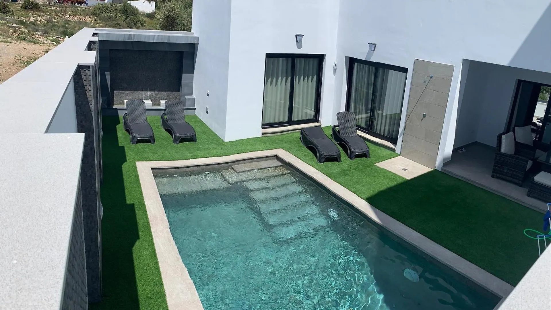 Villa Manuel نيرخا
